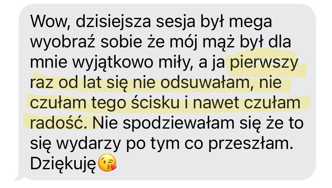 Opinia klientki o zmianie w relacji, większej bliskości i radości po sesji hipnoterapii